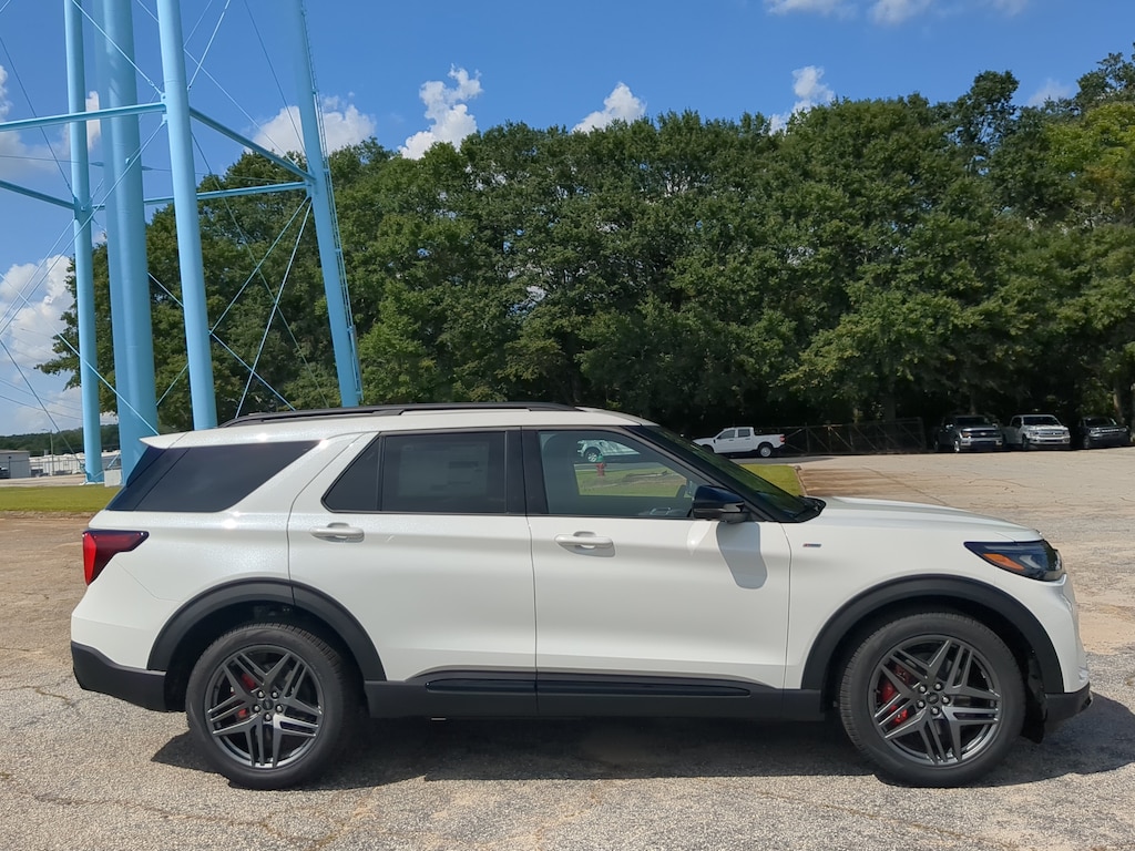 New 2026 Ford Explorer ST-Line SUV