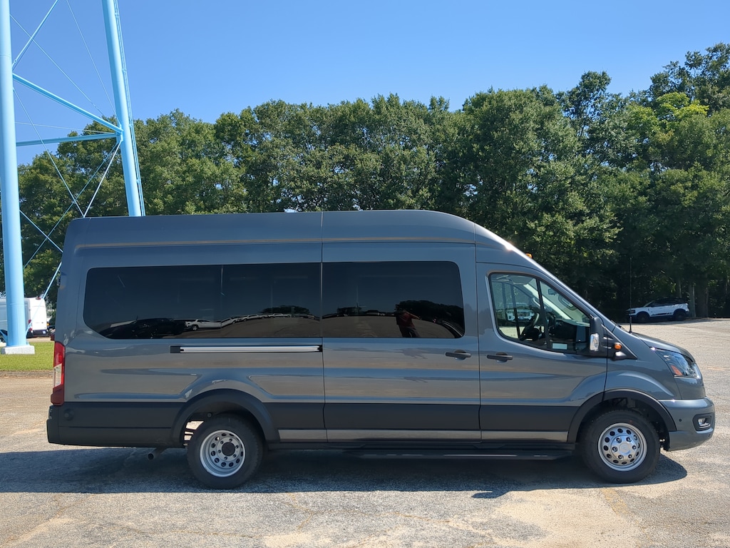New 2026 Ford Transit Passenger Wagon XLT VAN