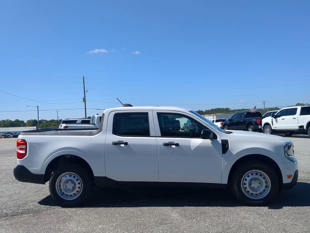 New 2025 Ford Maverick XL TRUCK