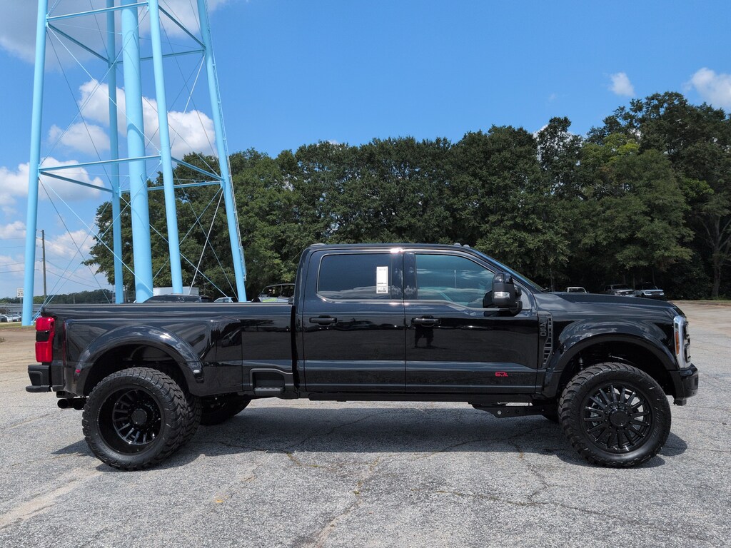 New 2026 Ford Super Duty F-450 DRW Platinum TRUCK