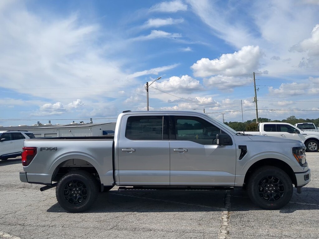 New 2025 Ford F-150 XLT TRUCK