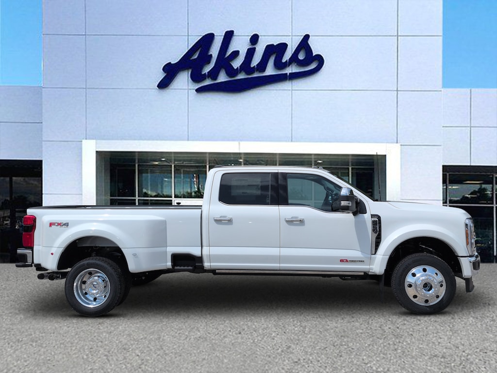 New 2026 Ford Super Duty F-450 DRW Lariat TRUCK