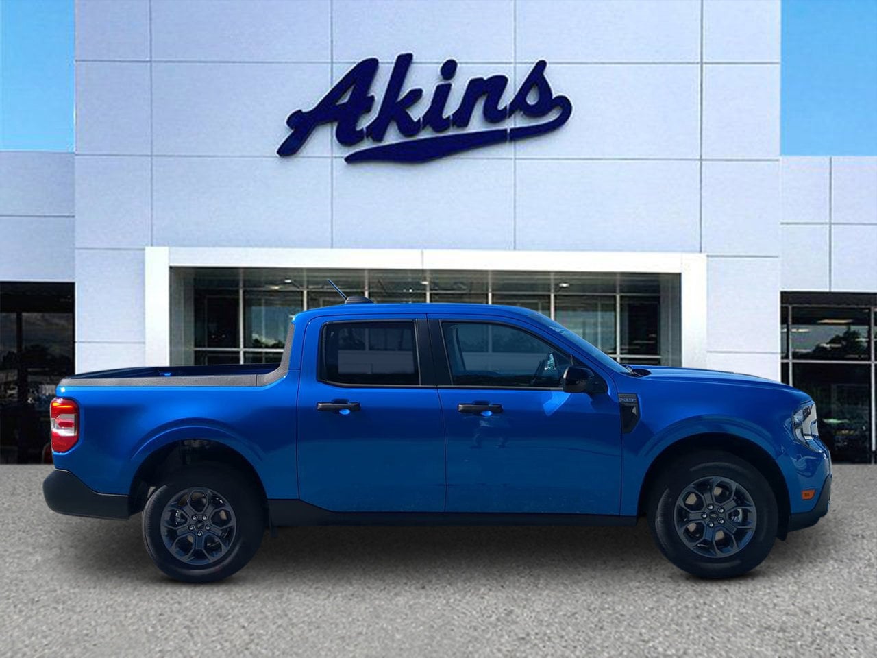 2025 Ford Maverick XLT's photo