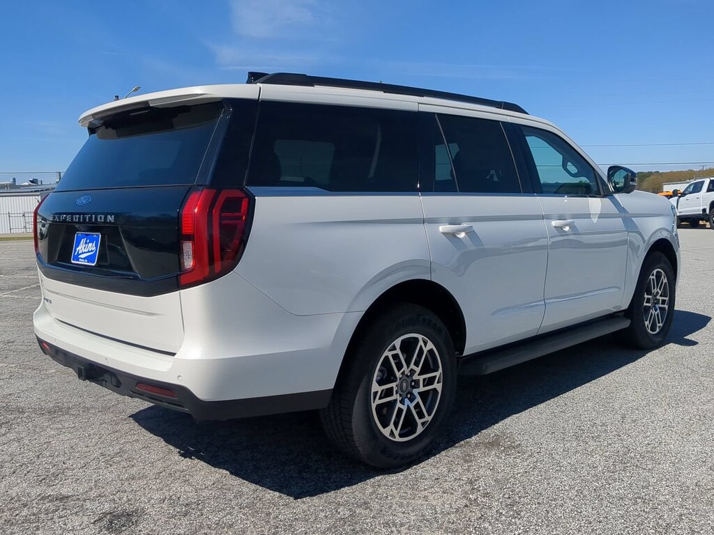 New 2026 Ford Expedition Active SUV