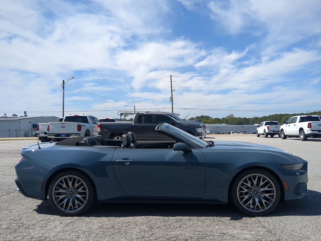 New 2025 Ford Mustang EcoBoost Premium CAR