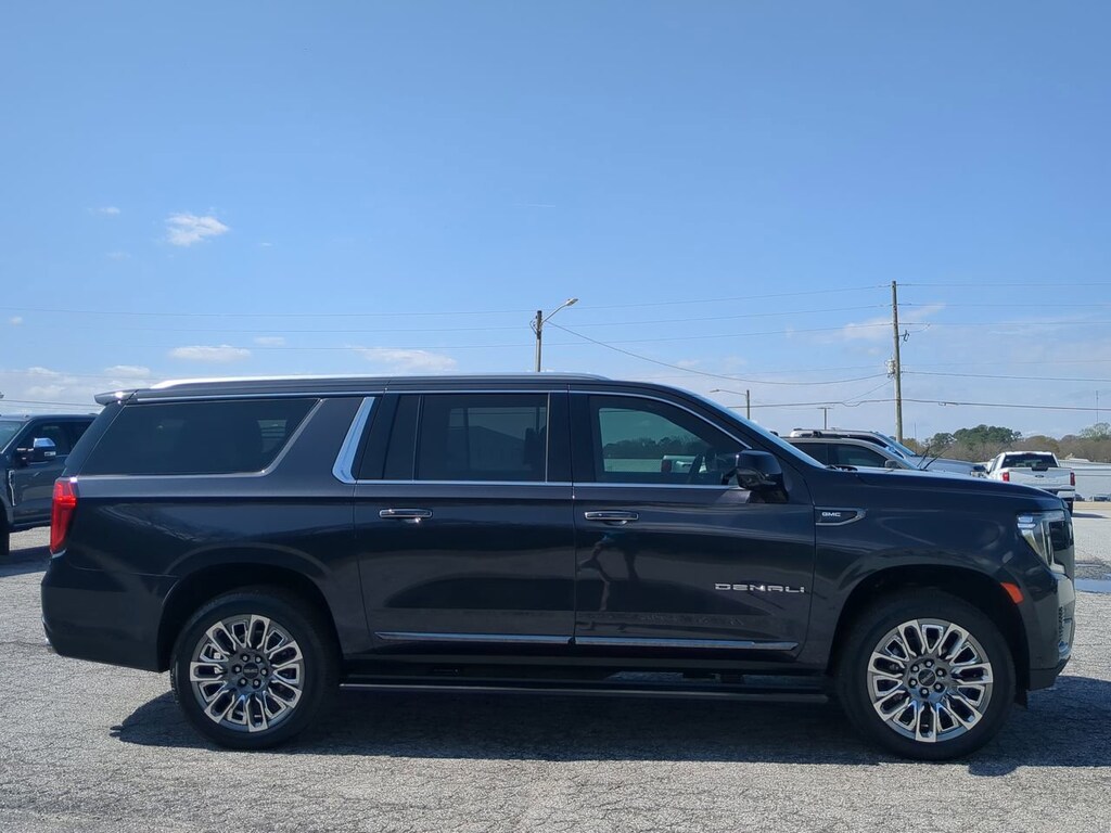 Certified 2023 GMC Yukon XL Denali Ultimate SUV