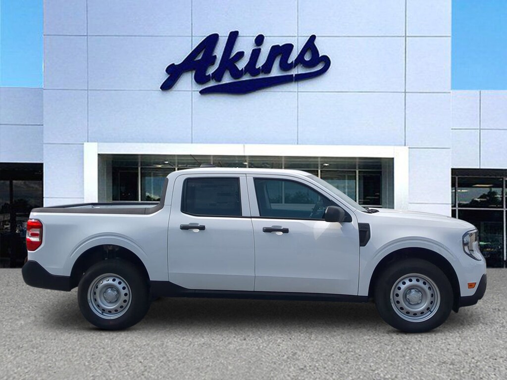 New 2025 Ford Maverick XL TRUCK