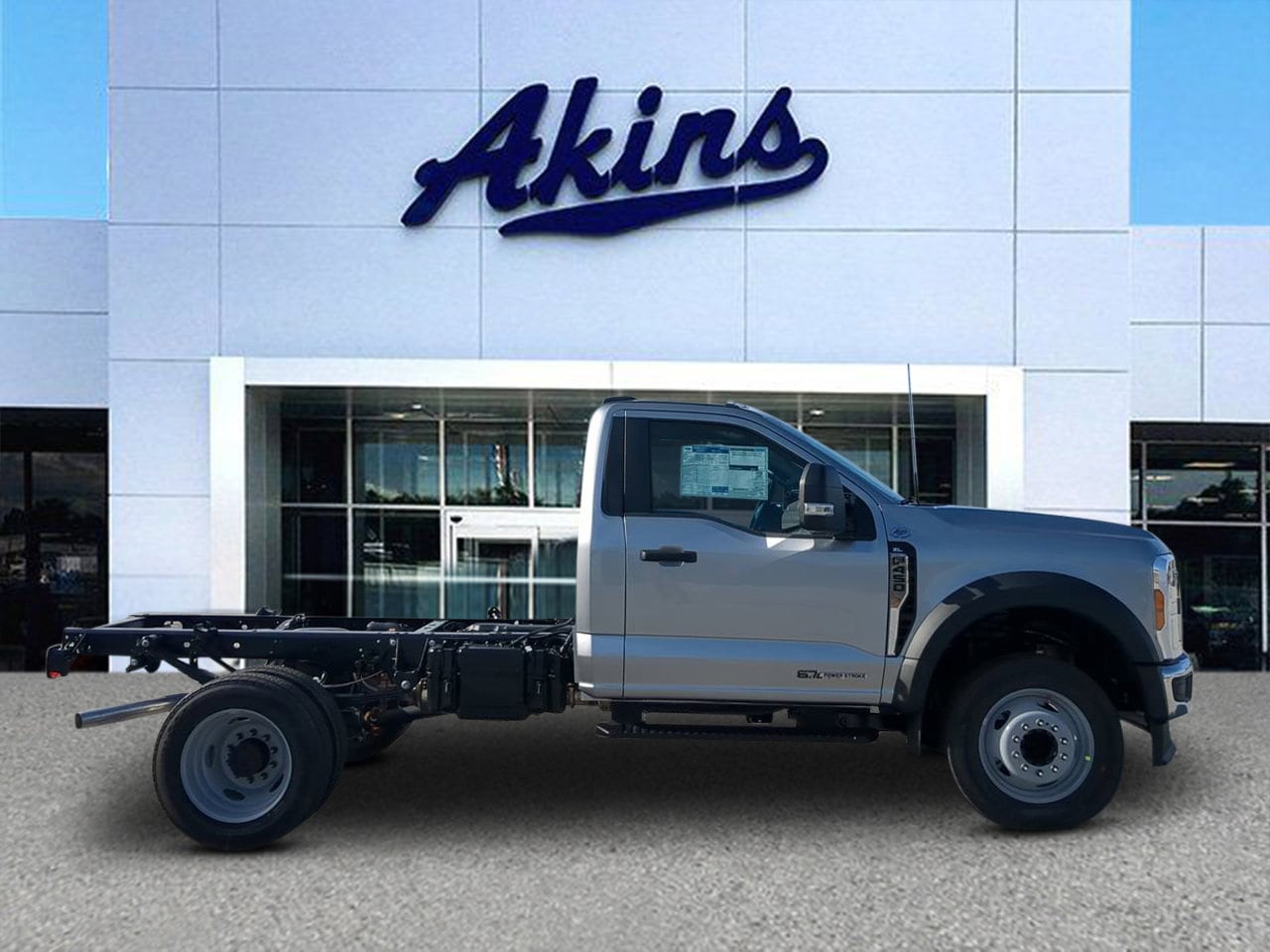 2026 Ford F-450 XL Regular Cab 145-In DRW's photo