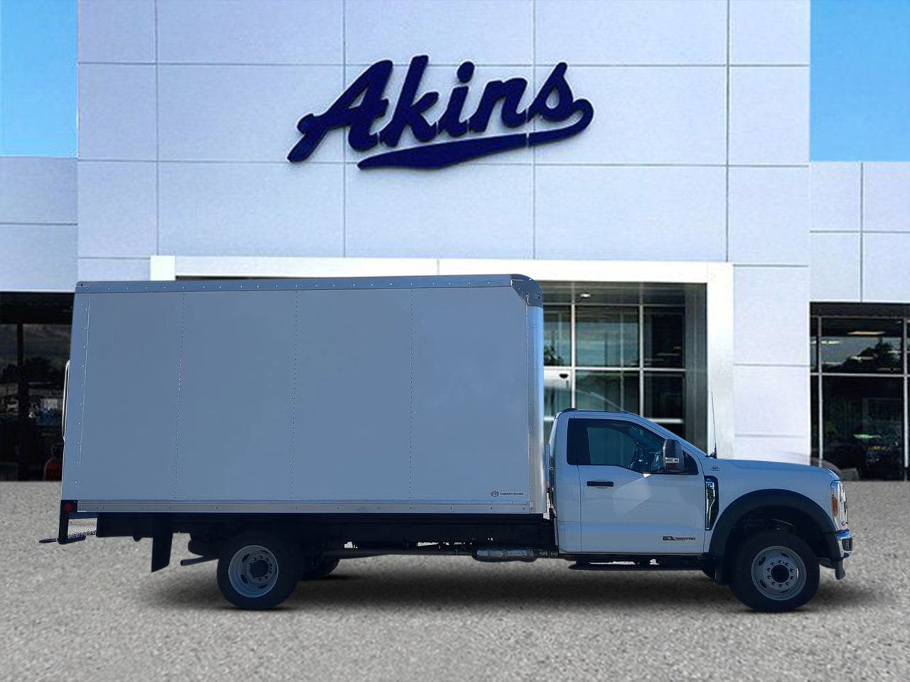 2026 Ford F-550 Super Duty Chassis Cab XL's photo