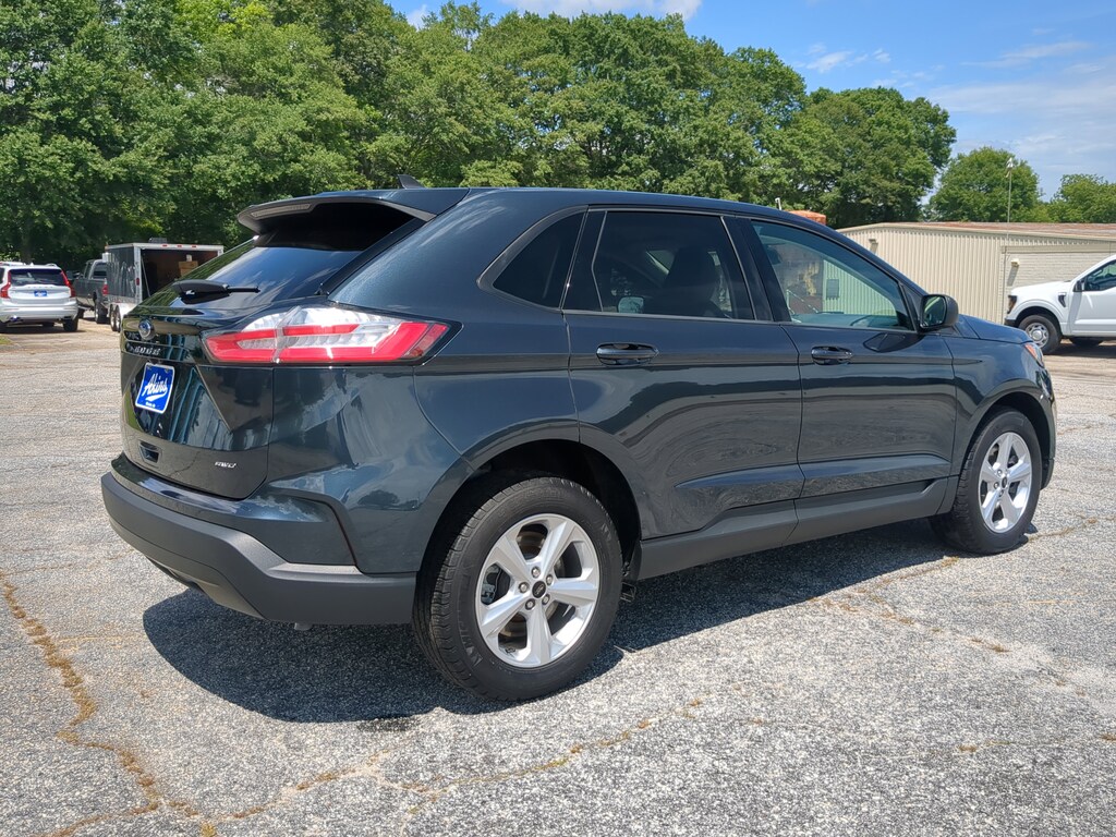 Certified 2024 Ford Edge SE SUV