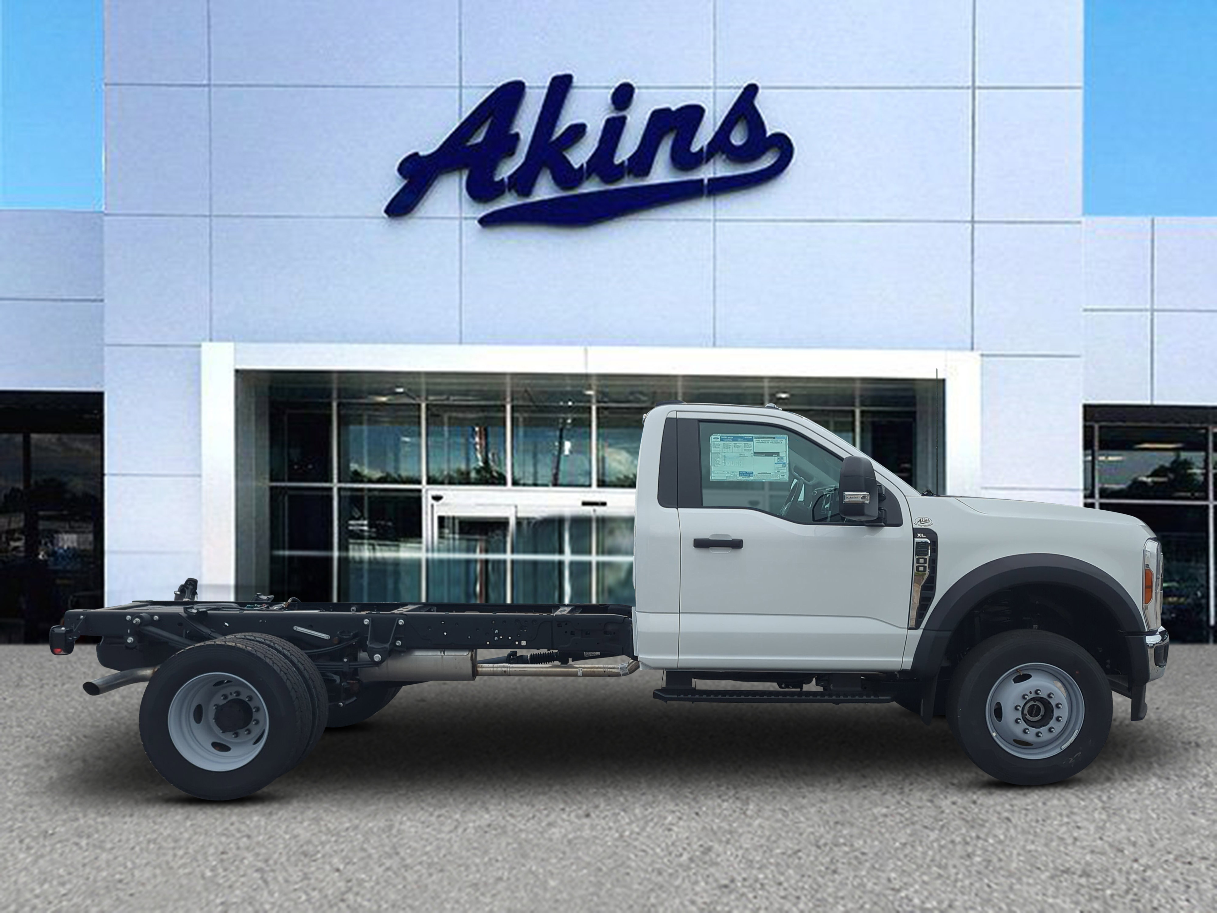  Ford Super Duty F-600 DRW