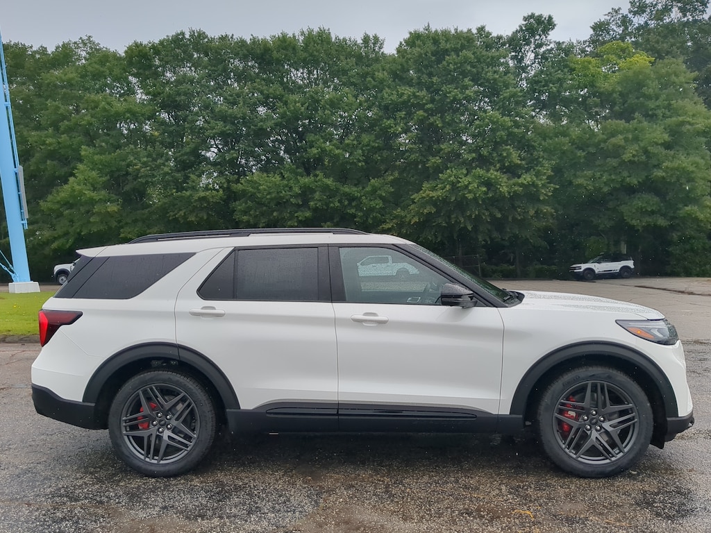 New 2026 Ford Explorer ST SUV