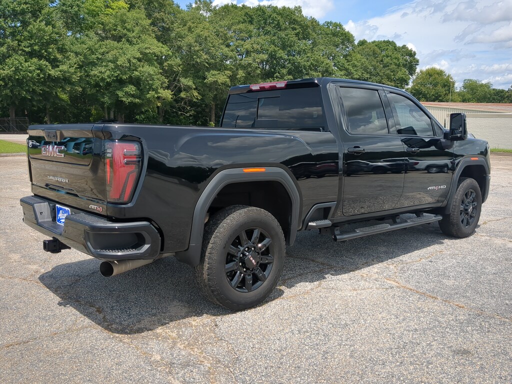 Used 2024 GMC Sierra 2500HD AT4 Crew Cab Short Bed Truck