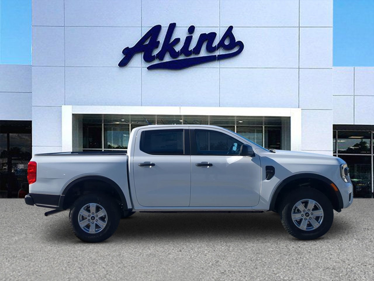 2025 Ford Ranger XL's photo