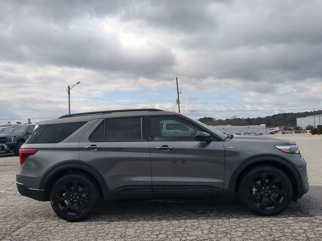 Certified 2023 Ford Explorer ST-Line SUV