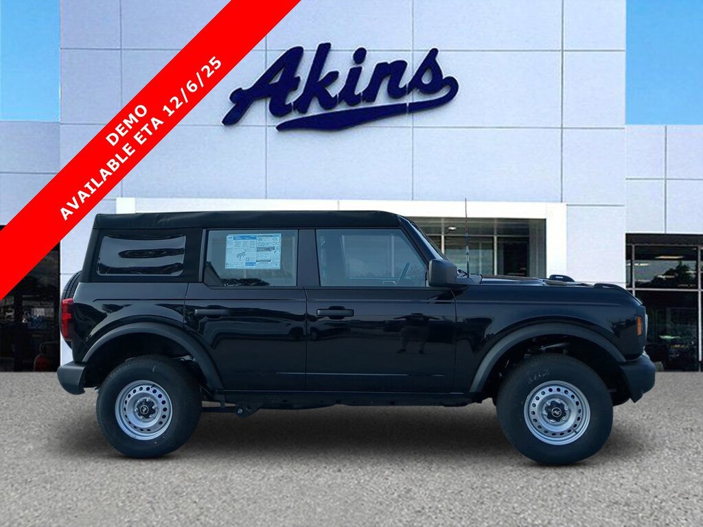 New 2025 Ford Bronco Base SUV