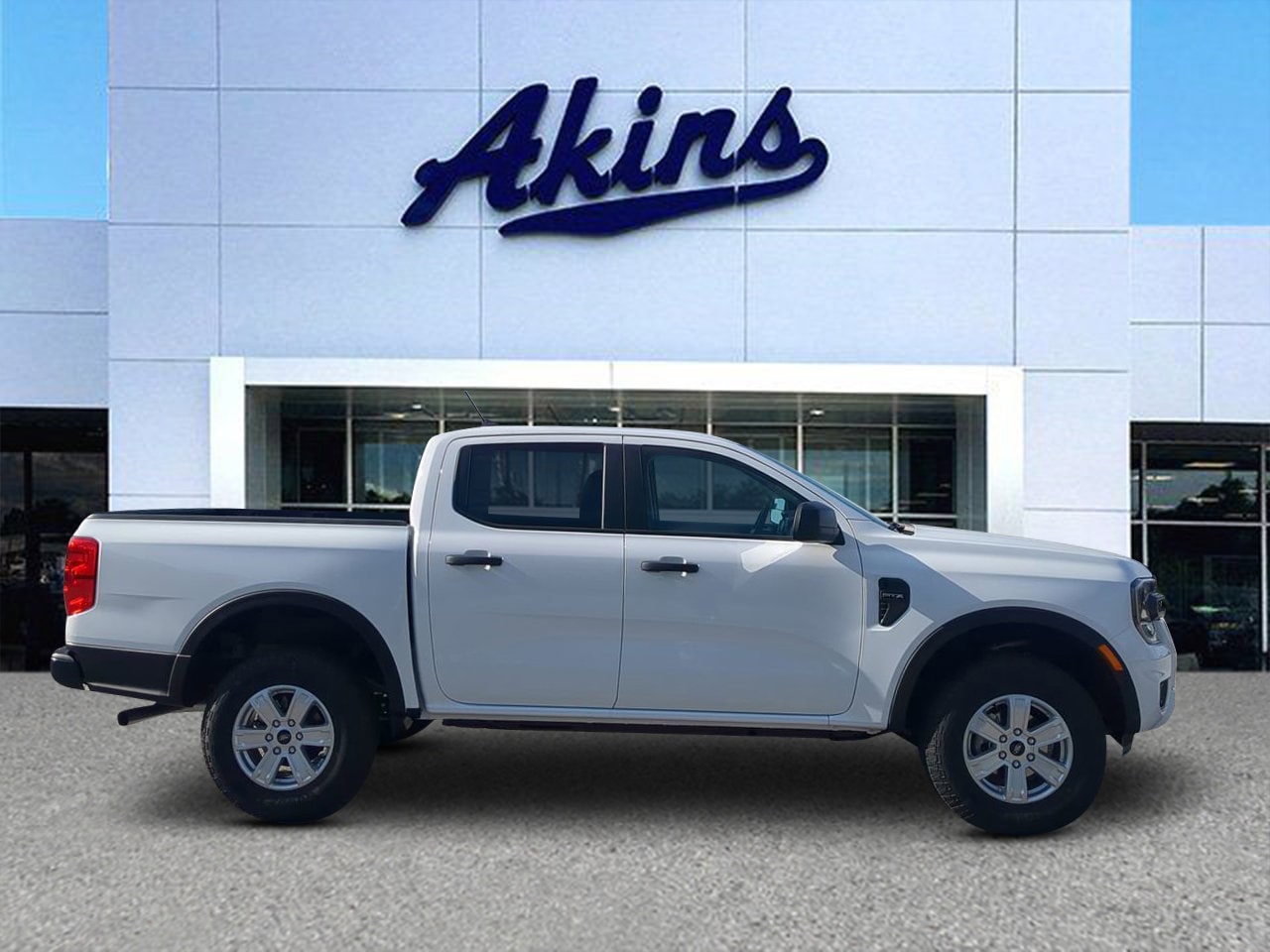 2025 Ford Ranger XL's photo