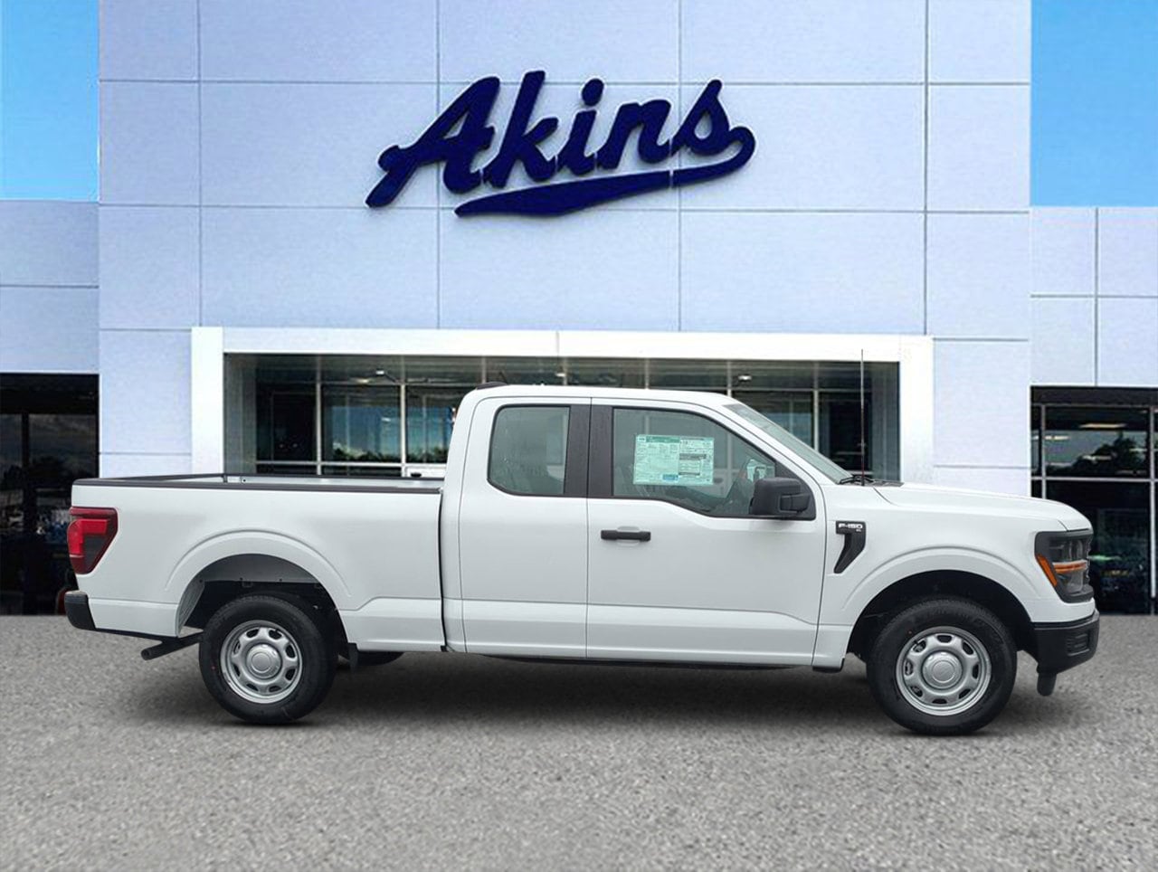 2025 Ford F-150 XL's photo