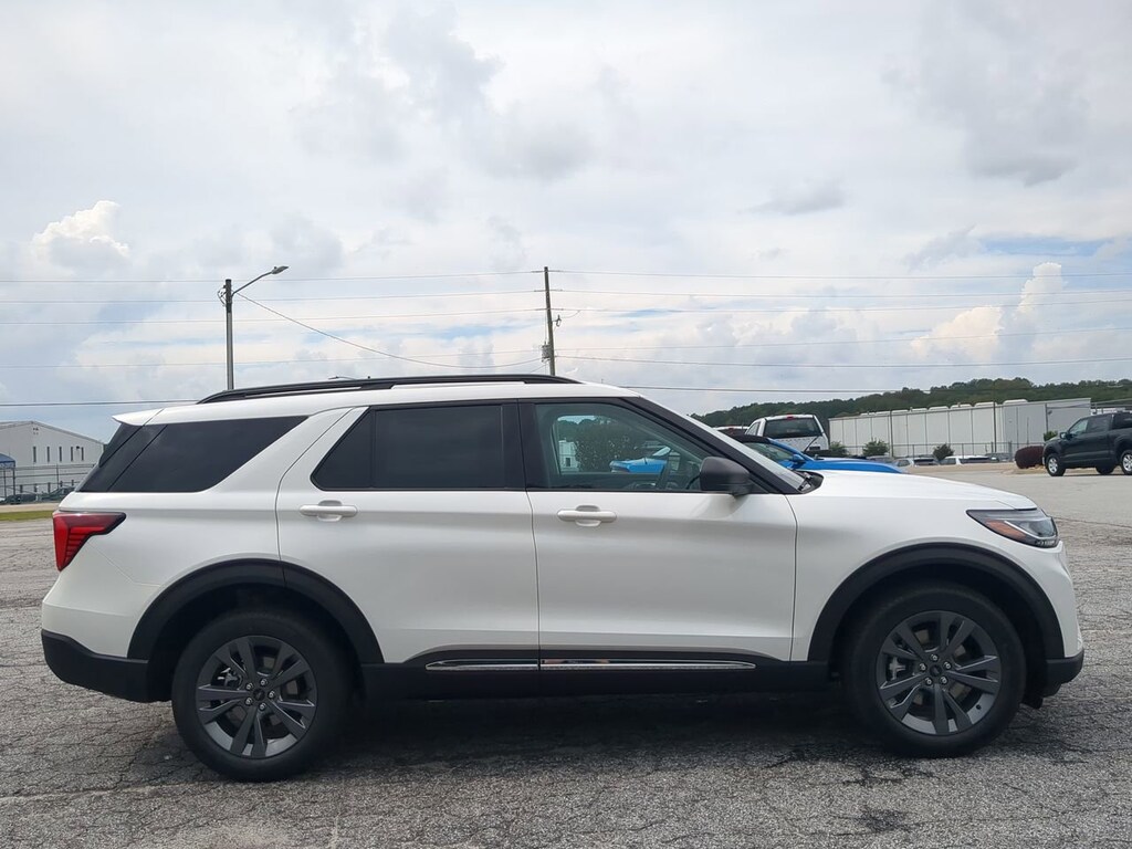 New 2025 Ford Explorer Active SUV