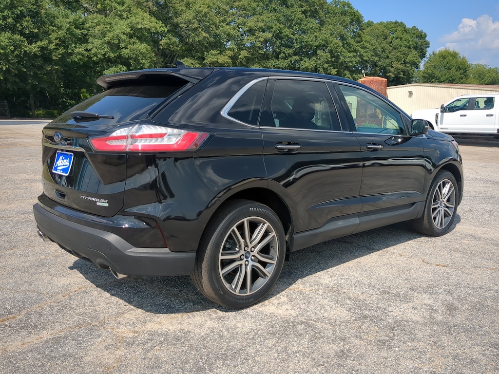 Certified 2019 Ford Edge Titanium SUV
