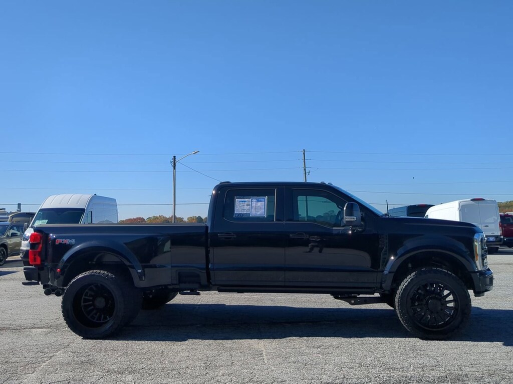 Used 2025 Ford F-450 King Ranch DRW Crew Cab Long Bed Truck