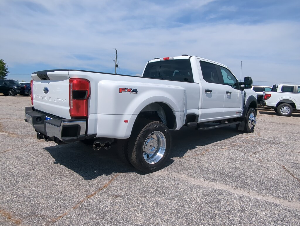 Used 2025 Ford F-450 XL DRW Crew Cab Long Bed Truck
