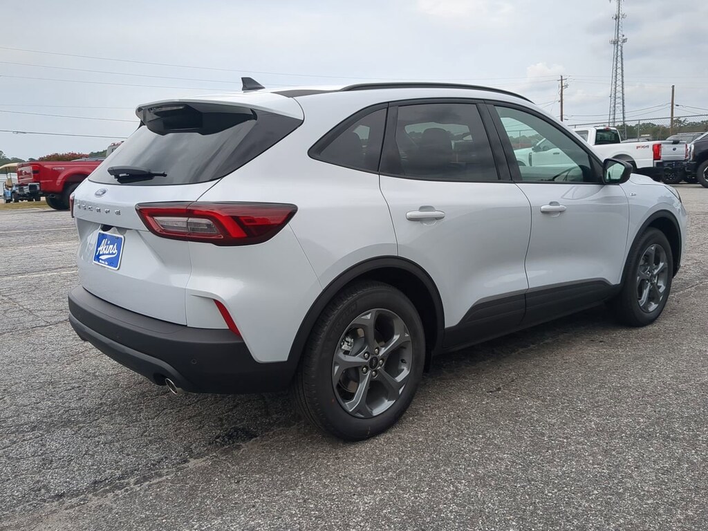 New 2026 Ford Escape ST-Line SUV