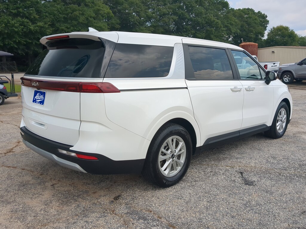Certified 2023 Kia Carnival LX PASSENGER VAN
