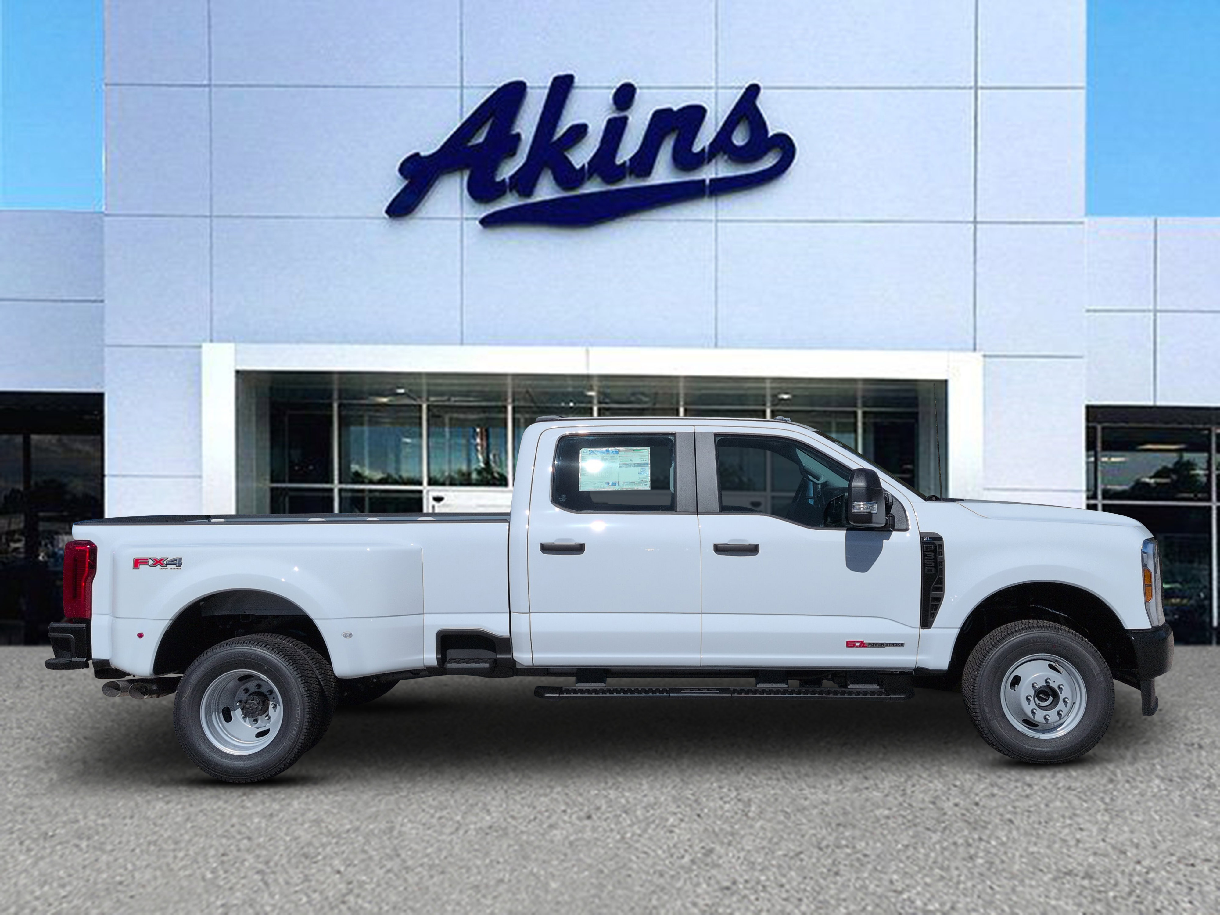  Ford Super Duty F-350 DRW