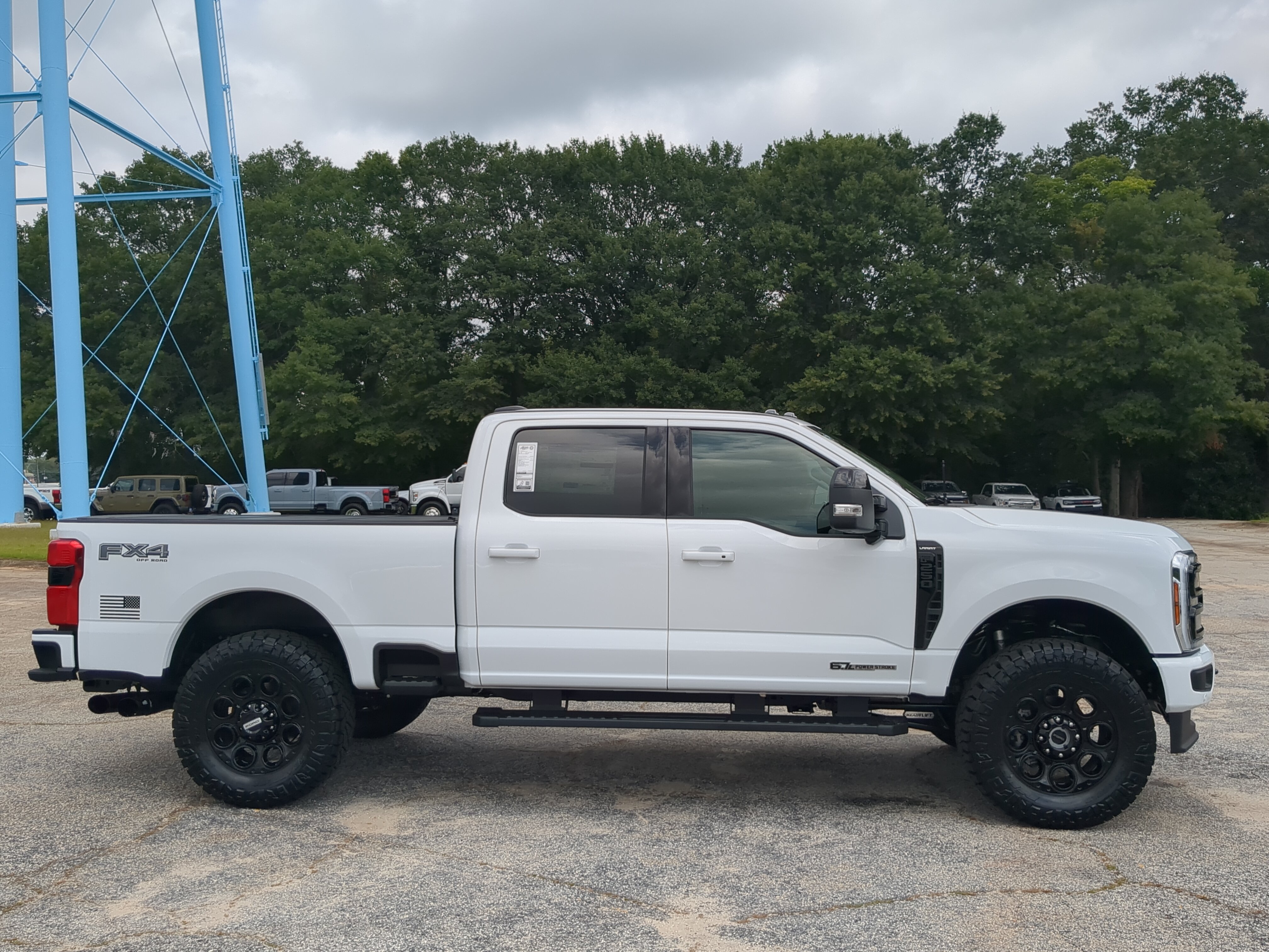 New 2026 Ford Super Duty F-250 SRW LARIAT TRUCK