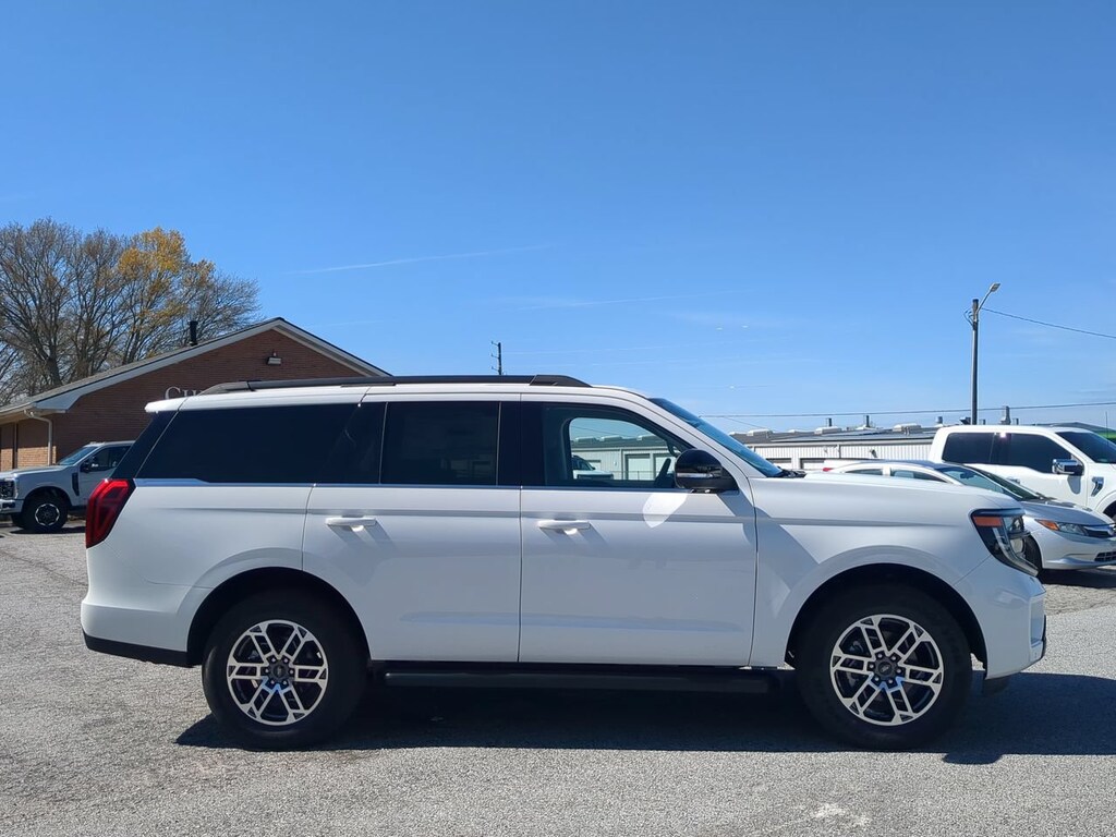 New 2026 Ford Expedition Active SUV