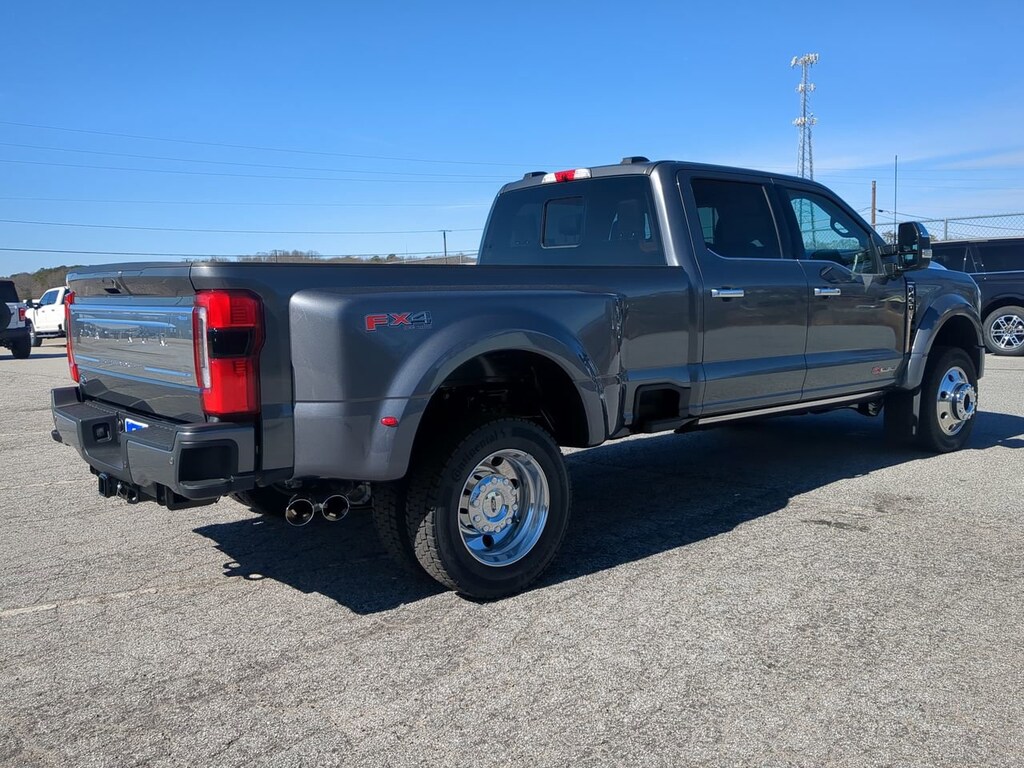New 2026 Ford Super Duty F-450 DRW Platinum Plus TRUCK