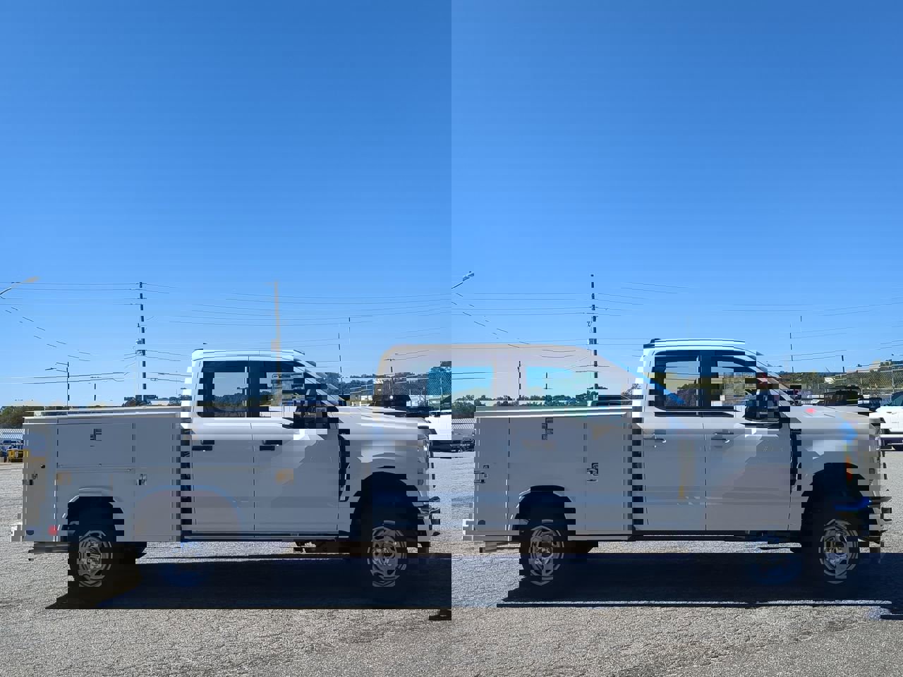 2026 Ford F-250 Super Duty XL's photo