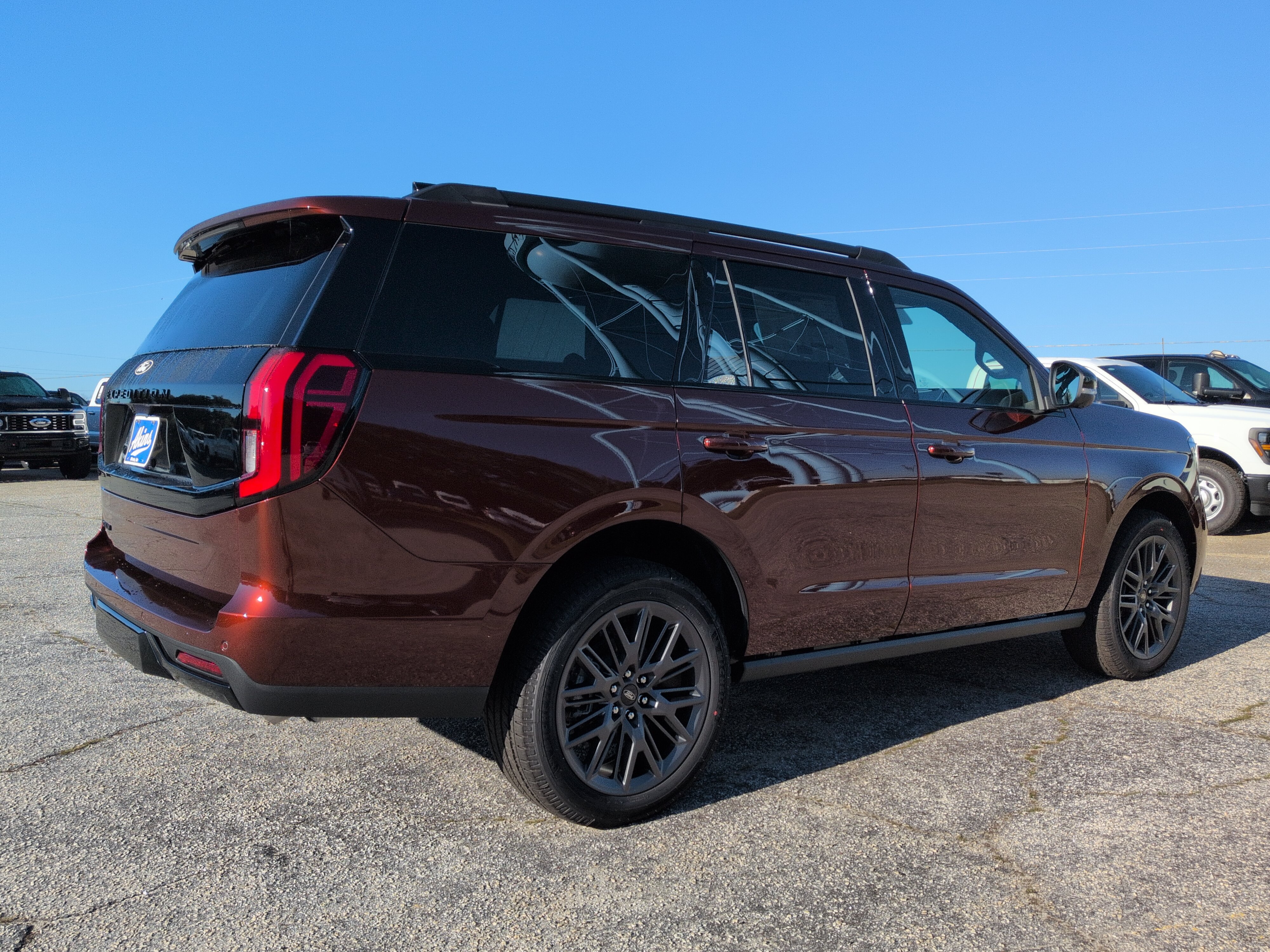 New 2027 Ford Expedition Platinum SUV