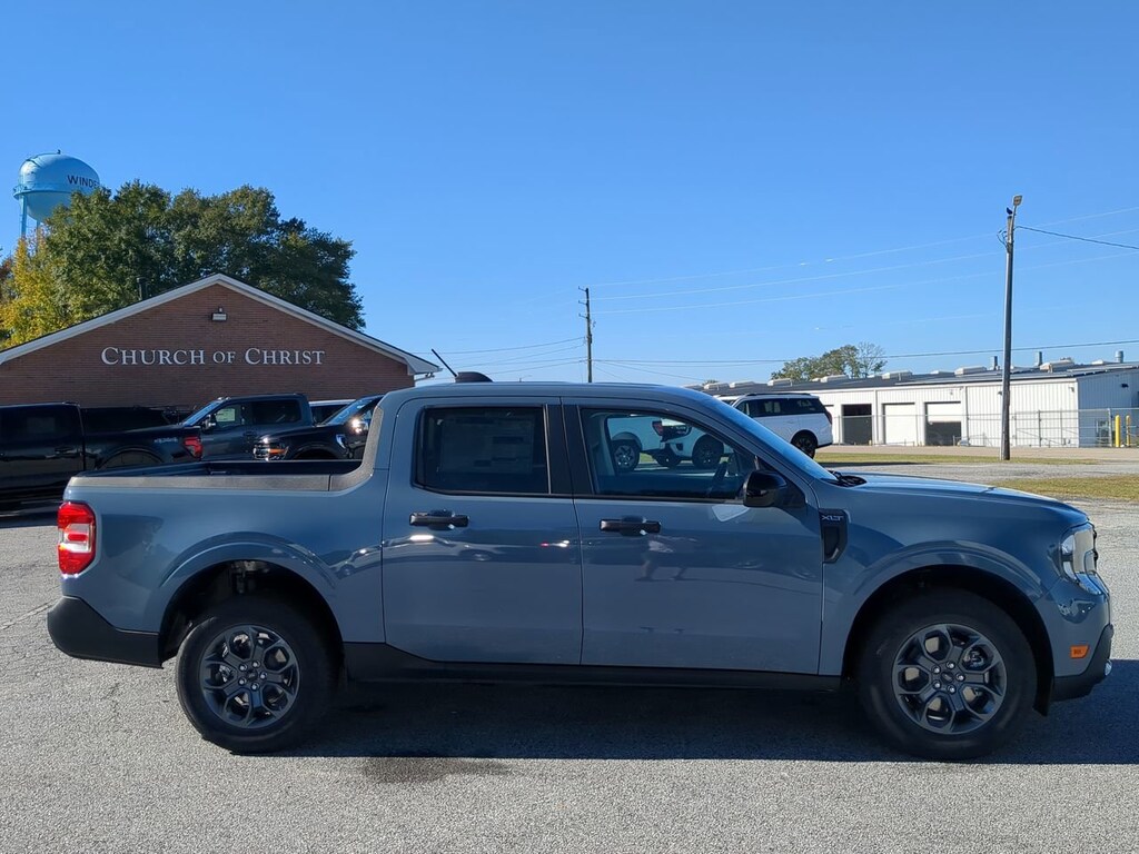 New 2025 Ford Maverick XLT TRUCK