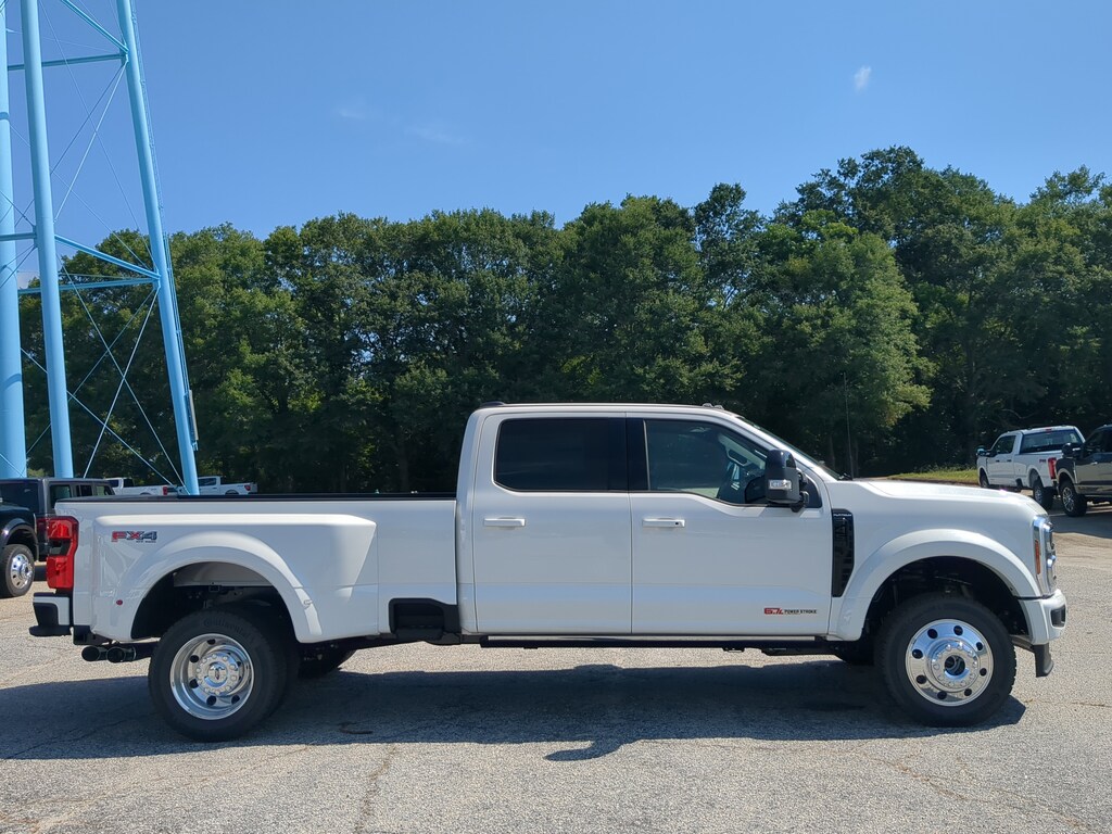 New 2026 Ford Super Duty F-450 DRW Platinum TRUCK