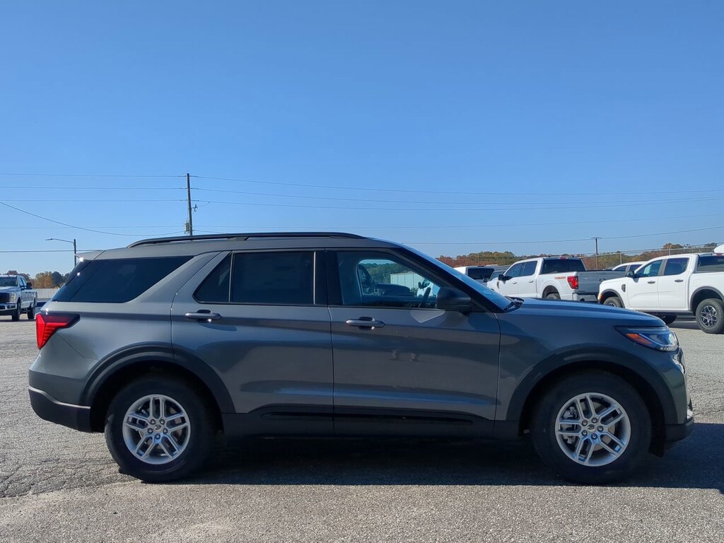 New 2026 Ford Explorer Active SUV