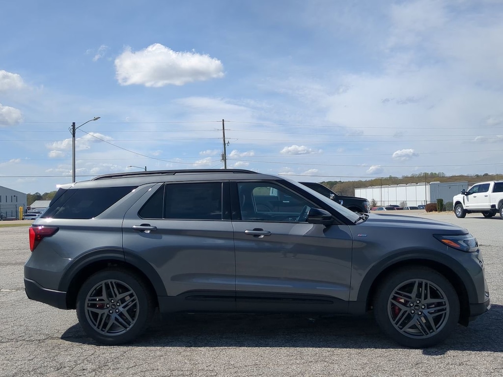 New 2026 Ford Explorer ST-Line SUV