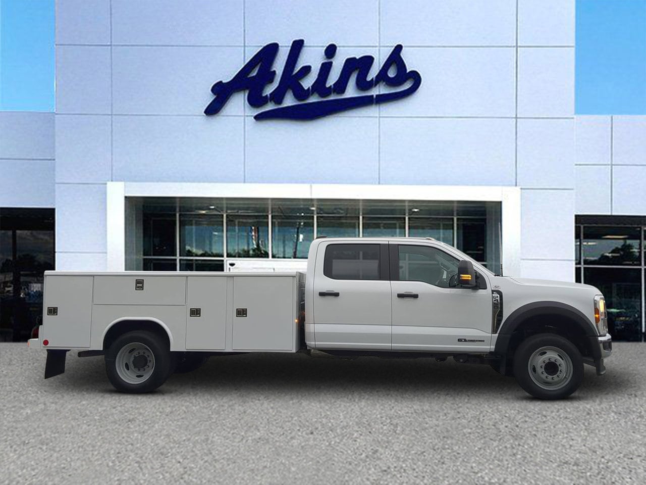 2026 Ford F-450 Super Duty Chassis Cab