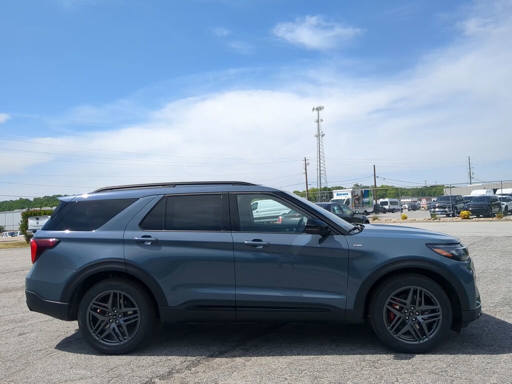 New 2026 Ford Explorer ST-Line SUV