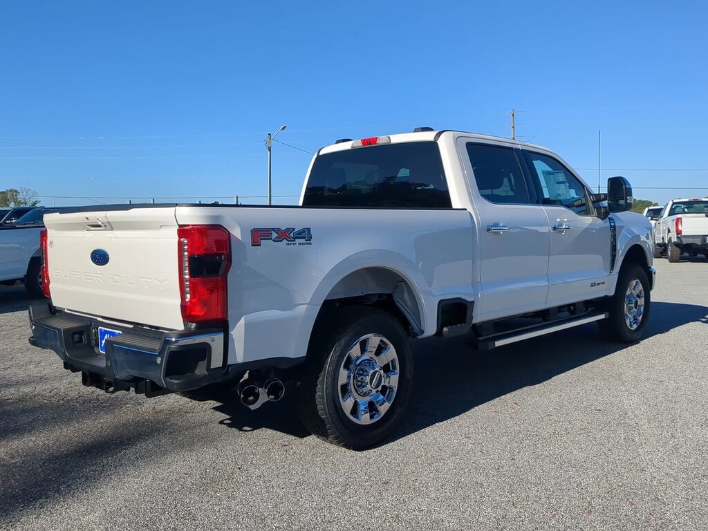 New 2026 Ford Super Duty F-250 SRW LARIAT TRUCK