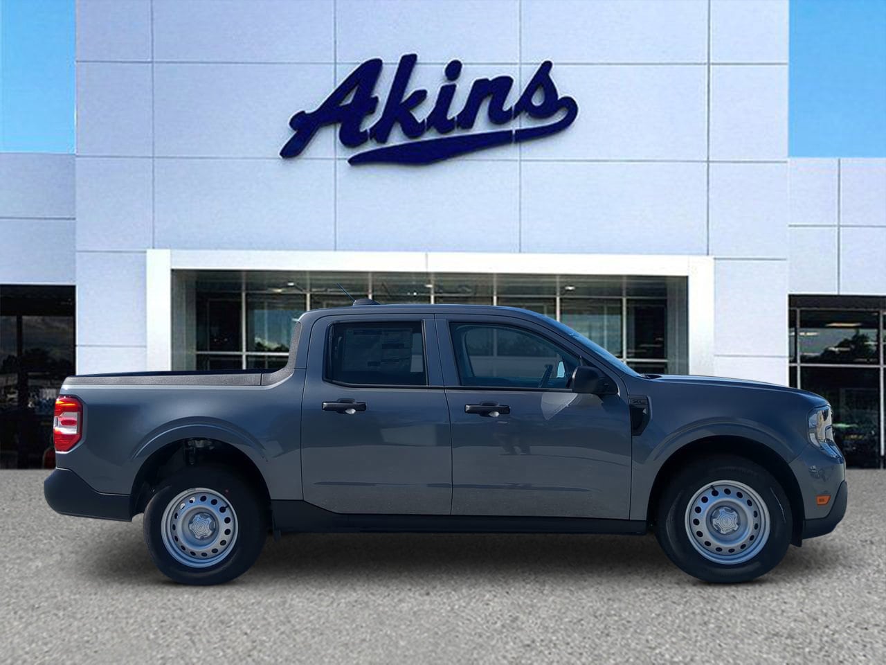 2025 Ford Maverick XL