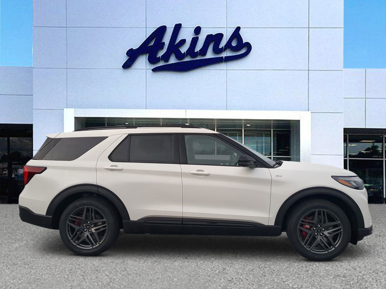 2026 Ford Explorer ST-LINE's photo