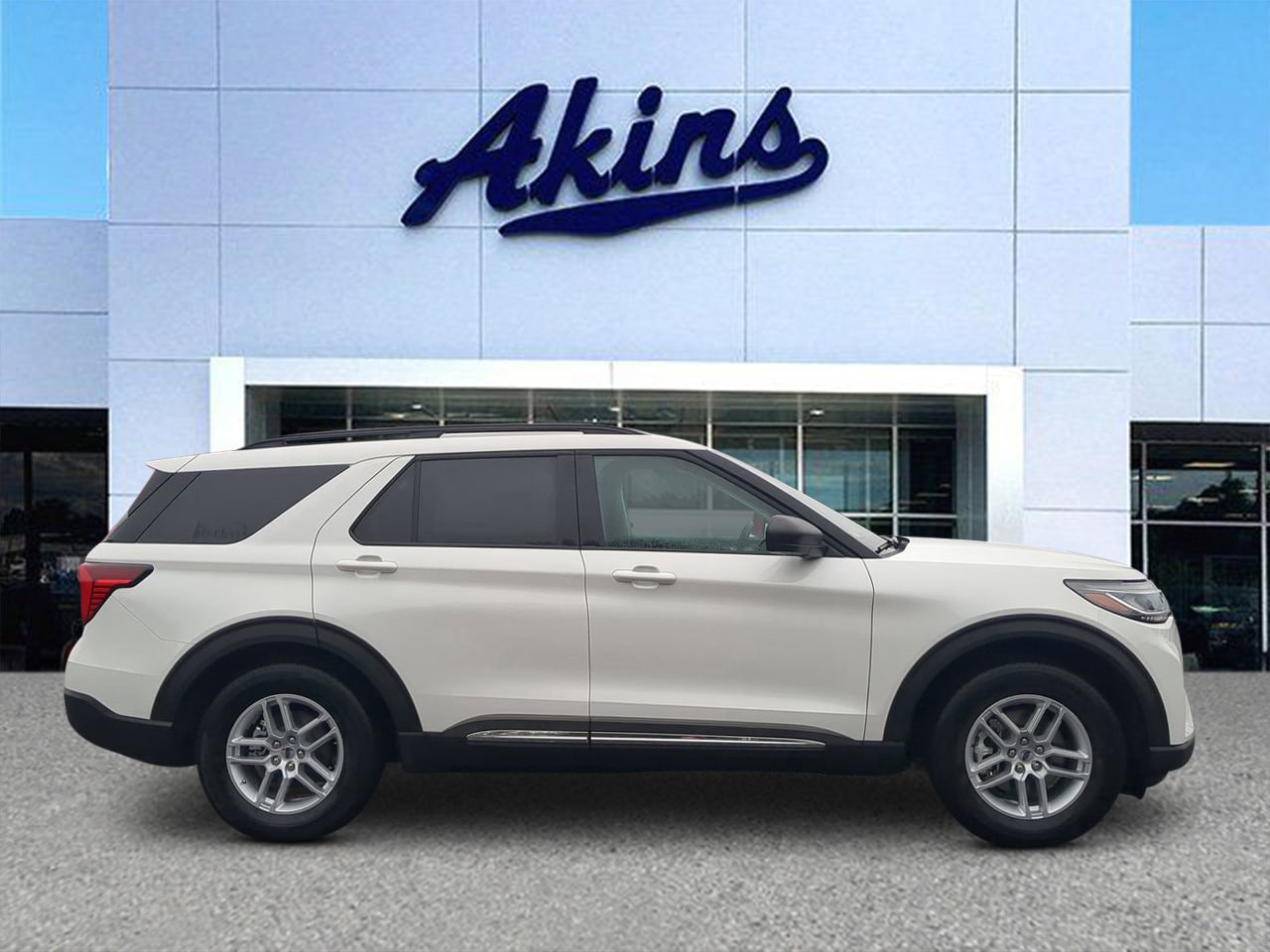 2025 Ford Explorer Active's photo