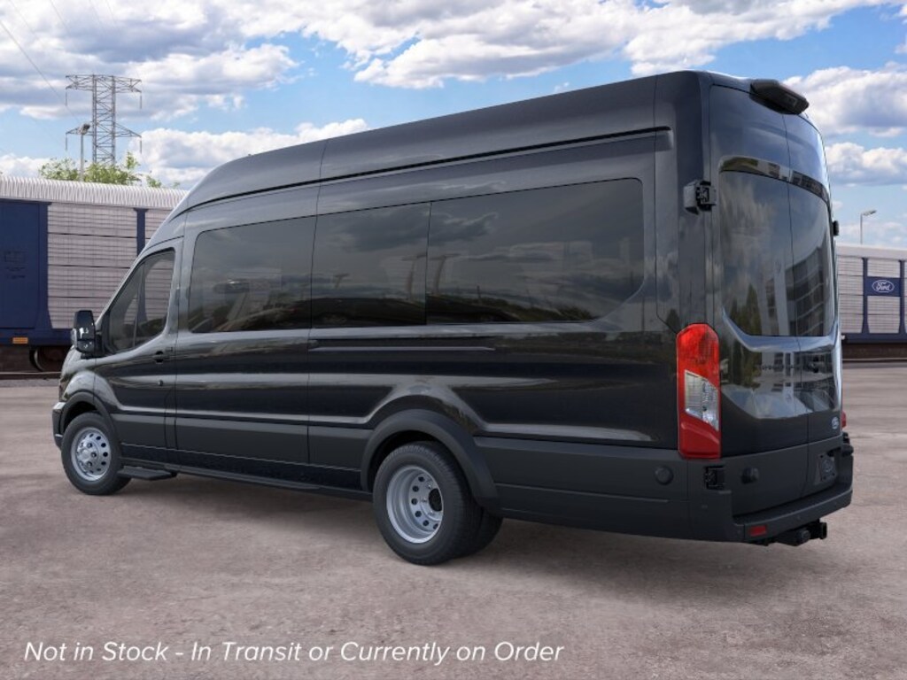 New 2026 Ford Transit Passenger Wagon XLT