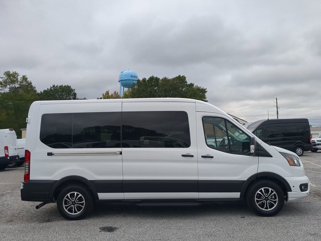New 2024 Ford Transit 15 Passenger Wagon XLT VAN