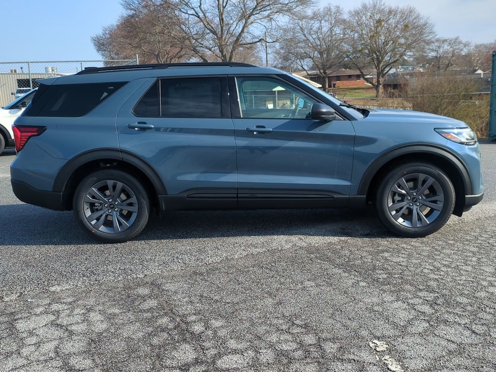 New 2026 Ford Explorer Active w/200A Pkg SUV