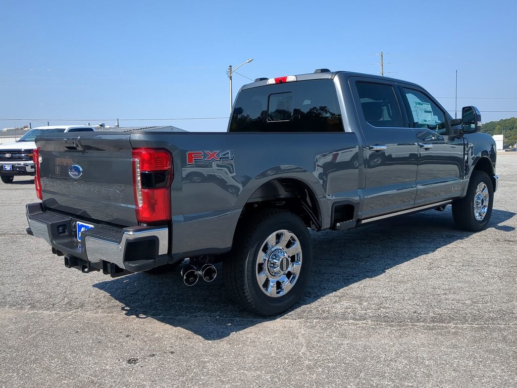 New 2026 Ford Super Duty F-250 SRW LARIAT TRUCK