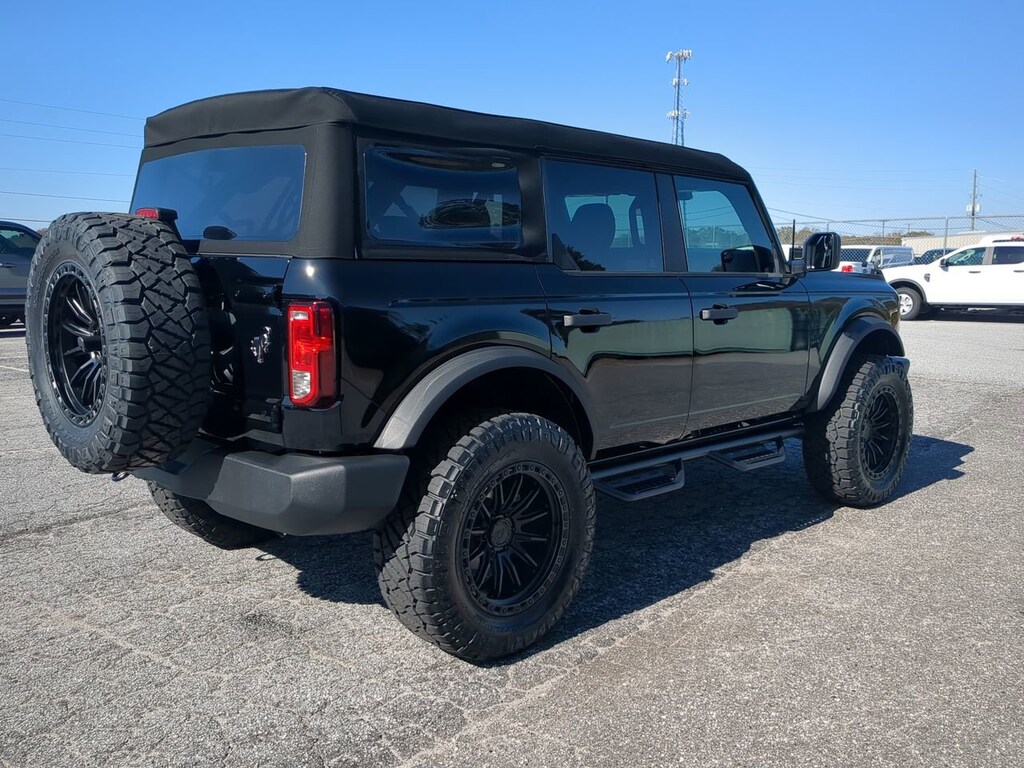 New 2025 Ford Bronco Base SUV