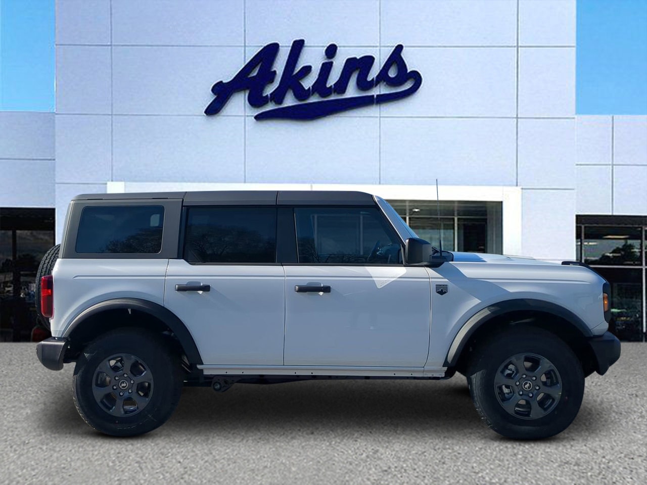 2025 Ford Bronco 4-Door Big Bend's photo